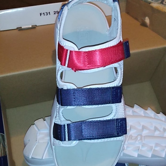 Shoes - Picture 4 of 5